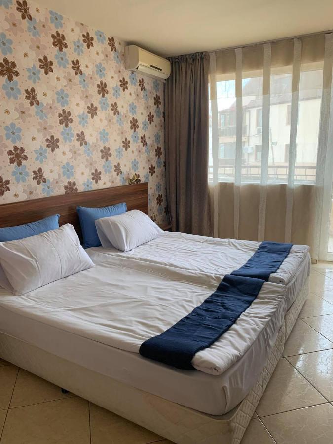Семеен Хотел Брилянс - Family Hotel Brilliance Varna Exteriér fotografie