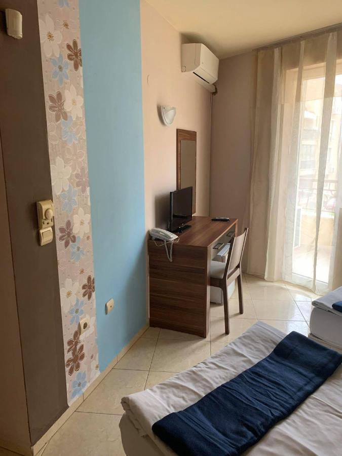 Семеен Хотел Брилянс - Family Hotel Brilliance Varna Exteriér fotografie