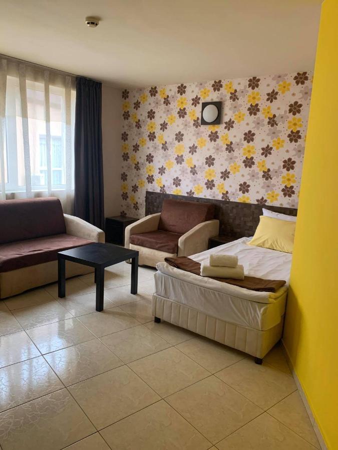 Семеен Хотел Брилянс - Family Hotel Brilliance Varna Exteriér fotografie