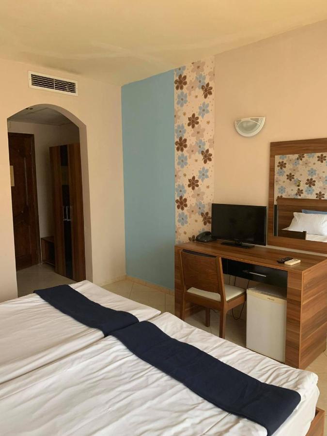 Семеен Хотел Брилянс - Family Hotel Brilliance Varna Exteriér fotografie